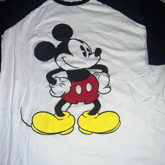 Disney's Classic Mickey Mouse Sleep Shirt One Size Fits all women. - Picture 4 of 4